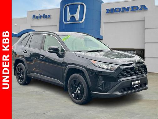 2020 Toyota RAV4 LE