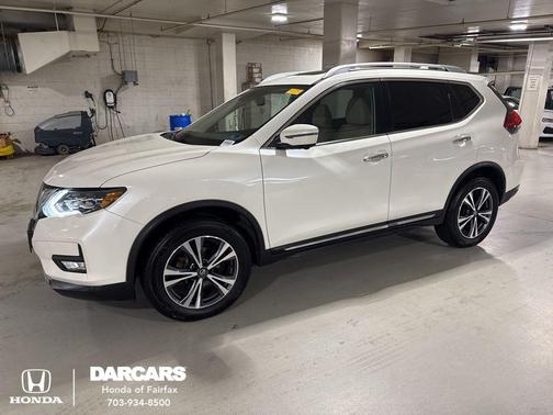 Pearl White 2017 Nissan Rogue SL