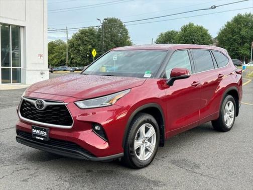 2021 Toyota Highlander LE