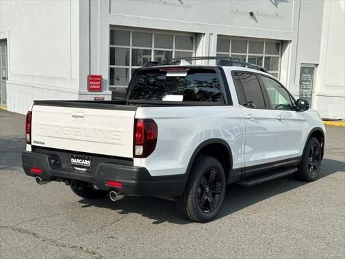2025 Honda Ridgeline Black