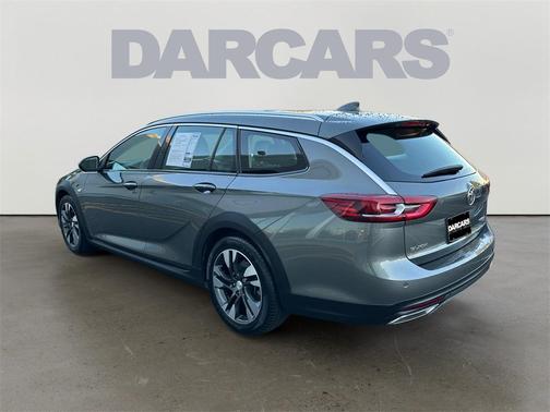 2018 Buick Regal TourX Essence