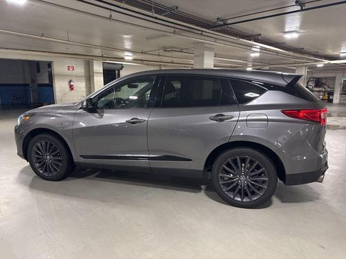 Liquid Carbon Metallic 2023 Acura RDX A-Spec Advance Package