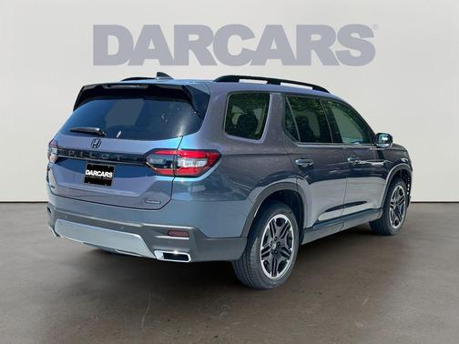 Modern Steel Metallic 2026 Honda Pilot Touring 8-Passenger