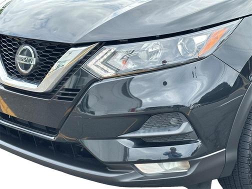 2020 Nissan Rogue Sport SV