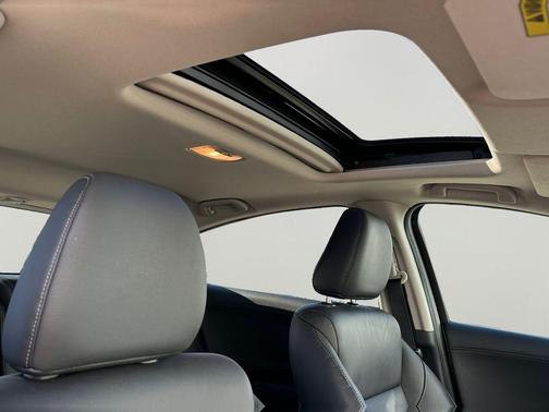 Misty Green Pearl 2016 Honda HR-V EX-L w/Navigation