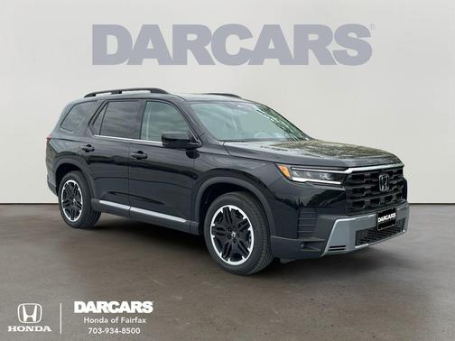 Crystal Black Pearl 2026 Honda Pilot Touring 8-Passenger