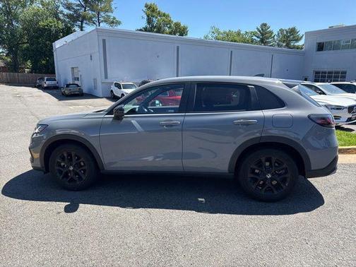 Urban Gray Pearl 2024 Honda HR-V Sport