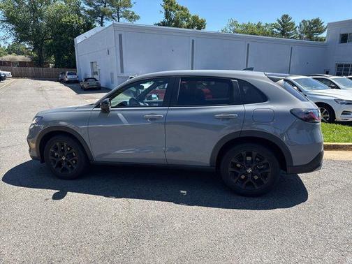 Urban Gray Pearl 2024 Honda HR-V Sport