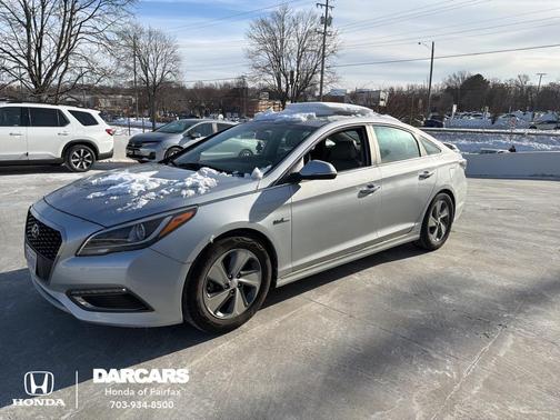 2017 Hyundai SONATA Hybrid Limited