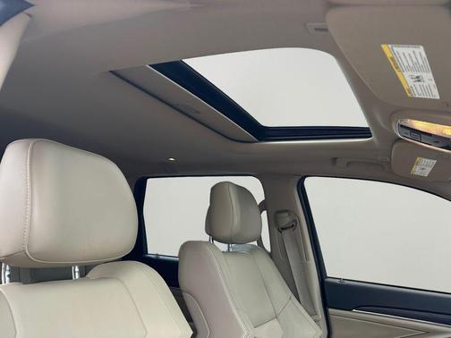 Velvet Red Pearlcoat 2021 Jeep Grand Cherokee Limited