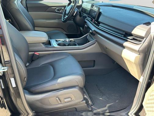 2025 Kia Carnival Hybrid EX