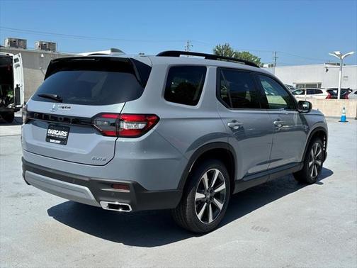 2025 Honda Pilot Elite