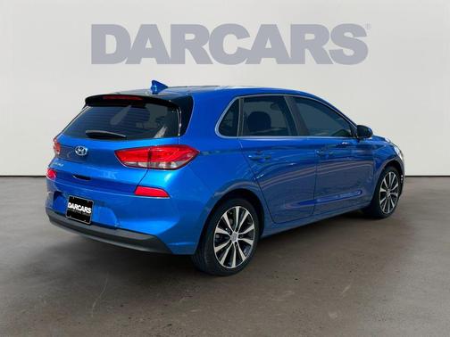 Electric Blue Metallic 2018 Hyundai Elantra GT Base