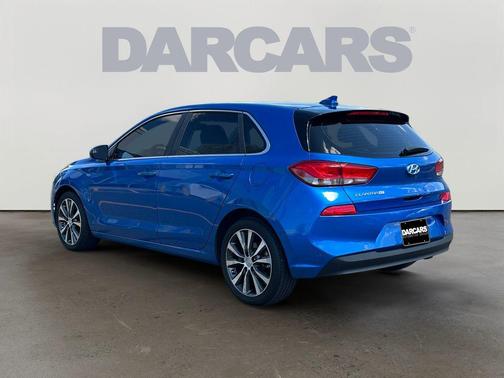 Electric Blue Metallic 2018 Hyundai Elantra GT Base