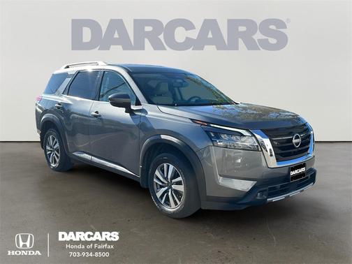 2022 Nissan Pathfinder SL 4WD
