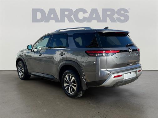 2022 Nissan Pathfinder SL 4WD