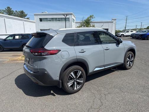 Boulder Gray Pearl 2023 Nissan Rogue SL