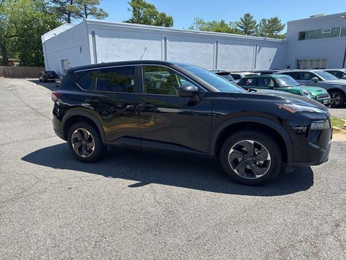 Super Black 2024 Nissan Rogue SV