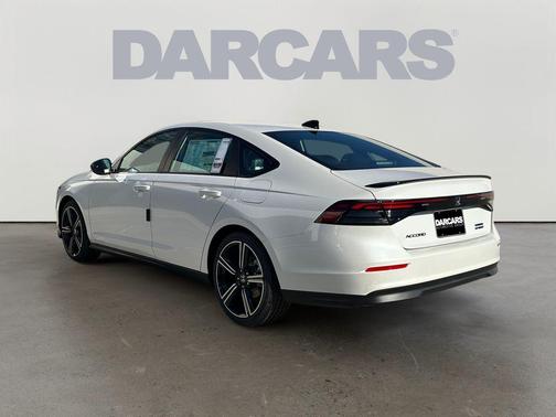 Platinum White Pearl 2026 Honda Accord Hybrid Sport