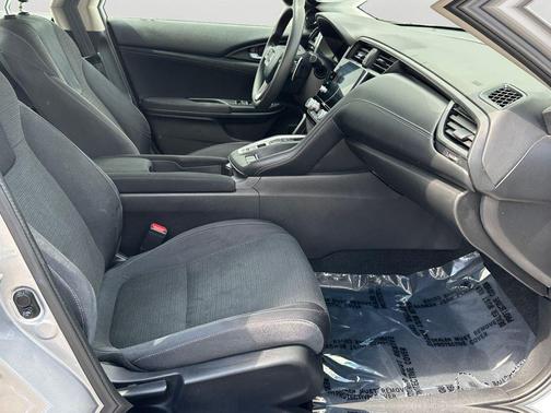 Lunar Silver Metallic 2019 Honda Insight EX