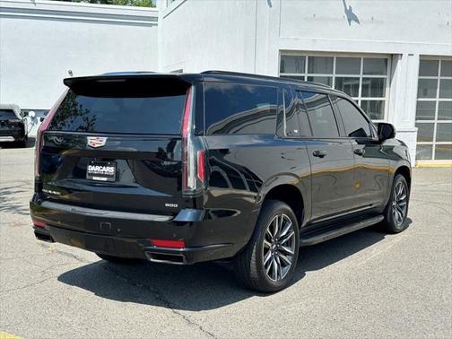 2022 Cadillac Escalade ESV Sport