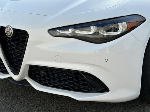 2024 Alfa Romeo Giulia AWD
