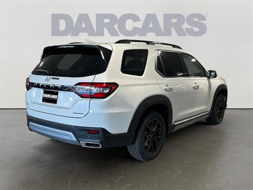 2025 Honda Pilot Touring 8-Passenger