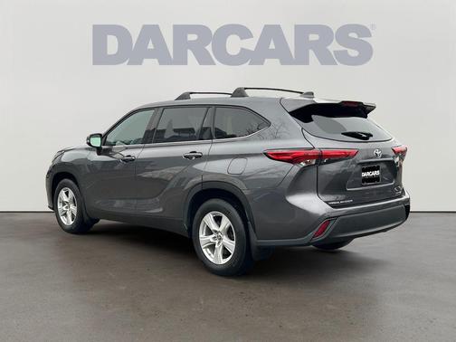 2021 Toyota Highlander LE