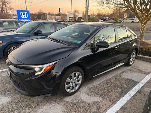 2024 Toyota Corolla Hybrid LE