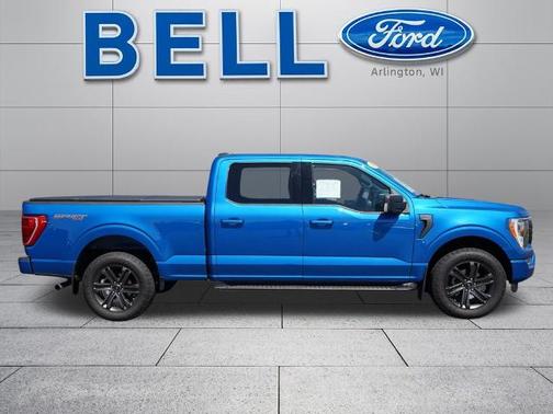 VELOCITY BLUE METALLIC 2021 Ford F-150 XLT