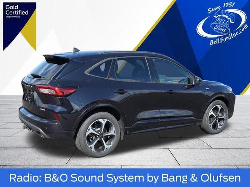 AGATE BLACK METALLIC 2023 Ford Escape ST-LINE SELECT
