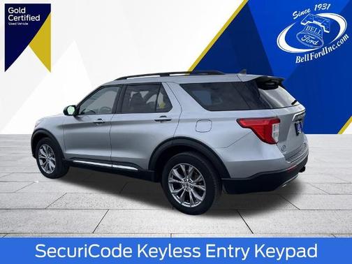 ICONIC SILVER METALLIC 2023 Ford Explorer XLT