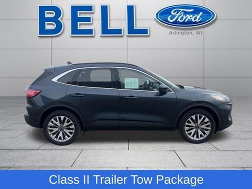 2022 Ford Escape TITANIUM