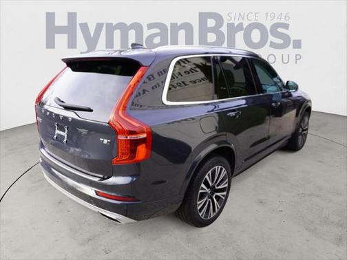 2021 Volvo XC90 T5 Momentum