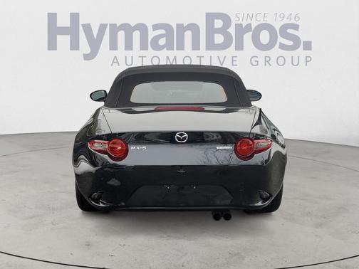 2021 Mazda MX-5 Miata Sport