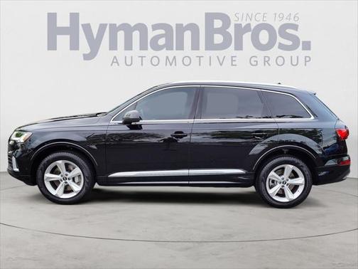 2023 Audi Q7 45 Premium Plus