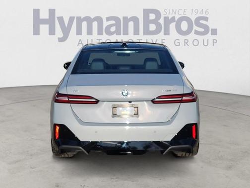 2024 BMW i5 eDrive40