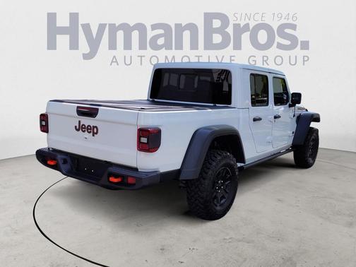 Bright White Clearcoat 2021 Jeep Gladiator Mojave 4x4