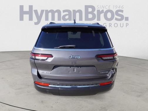 2022 Jeep Grand Cherokee L Laredo