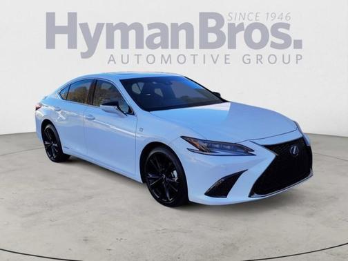 2022 Lexus ES 300h F SPORT