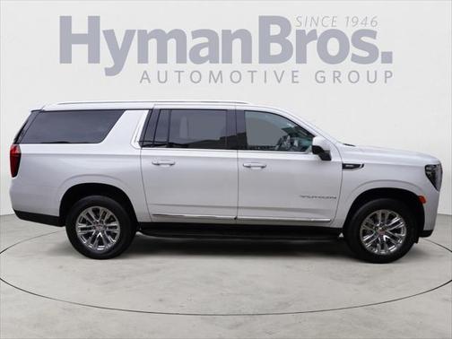 2023 GMC Yukon XL SLT