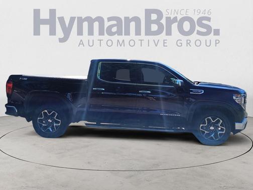 Onyx Black 2023 GMC Sierra 1500 SLT