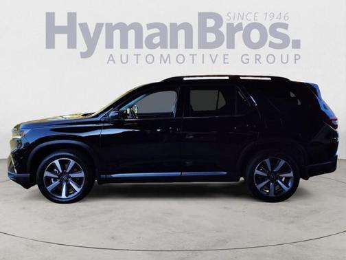 2023 Honda Pilot Touring 8-Passenger