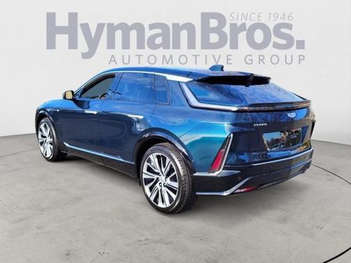 2024 Cadillac LYRIQ V