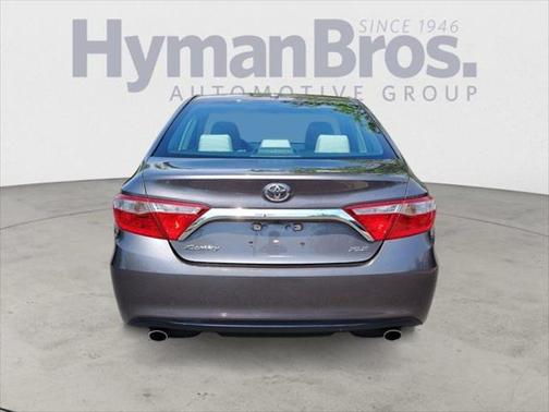 2016 Toyota Camry XLE