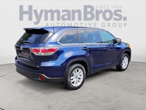 2016 Toyota Highlander LE