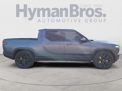 2022 Rivian R1T Adventure