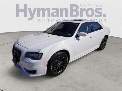 2023 Chrysler 300 Touring