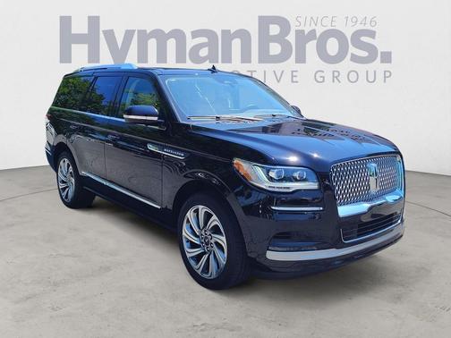 Infinite Black Metallic Clearcoat 2023 Lincoln Navigator Reserve