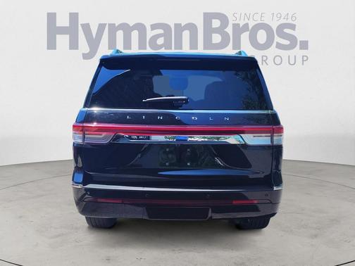 Infinite Black Metallic Clearcoat 2023 Lincoln Navigator Reserve